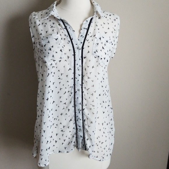 Bird print button up sleeveless blouse - Picture 8 of 8